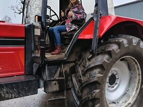Customer Photo of Tractor Driving Wiltshire